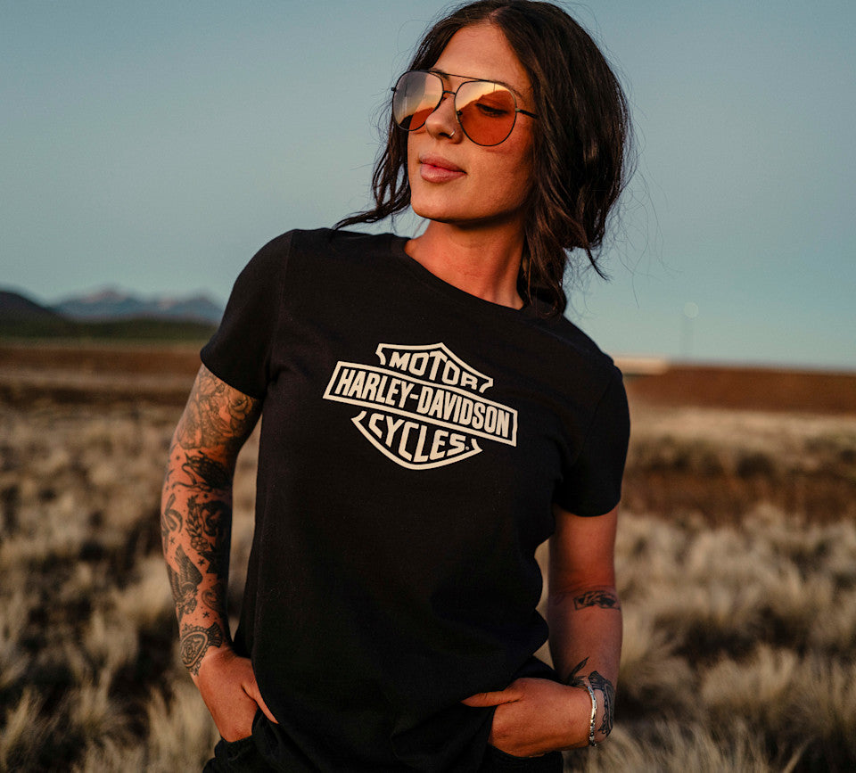 H-D Women's Standard Bar & Shield Tee - 96695-26VW